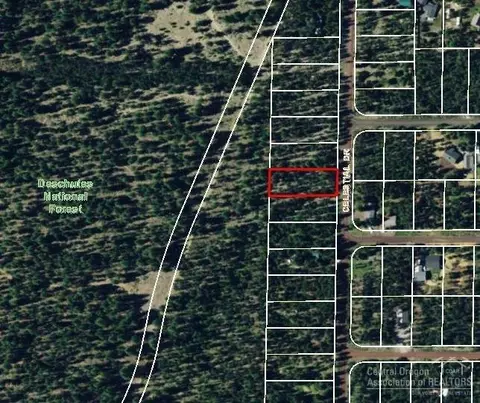 56571 Celestial Dr, Bend, OR 97707 photo 3