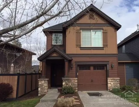 20276 Schaeffer Dr, Bend, OR 97703 photo 1