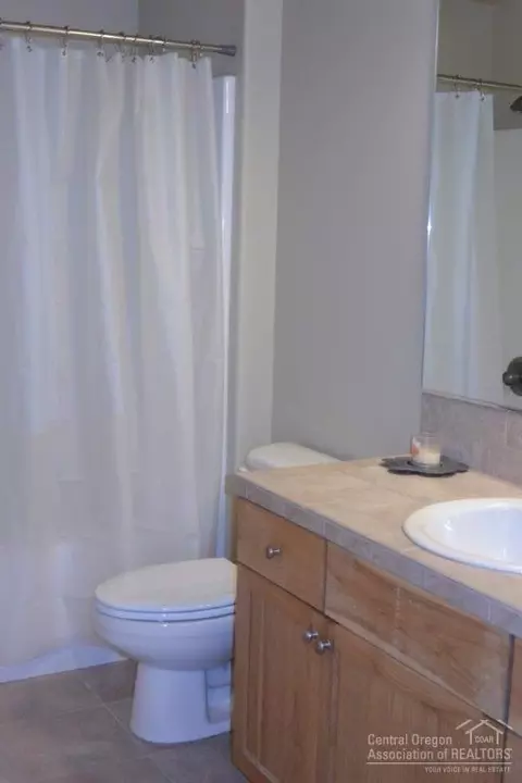 20276 Schaeffer Dr, Bend, OR 97703 photo 14