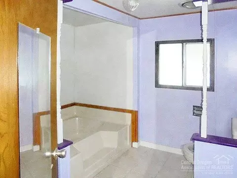 745 Hackett, La Pine, OR 97739 photo 7