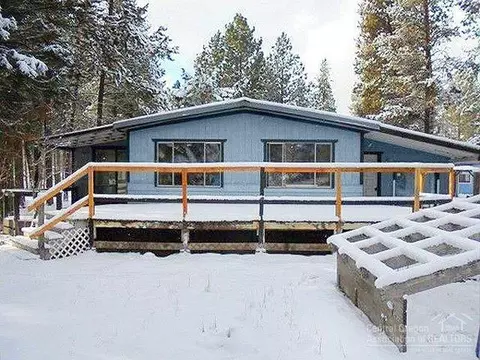 745 Hackett, La Pine, OR 97739 photo 1