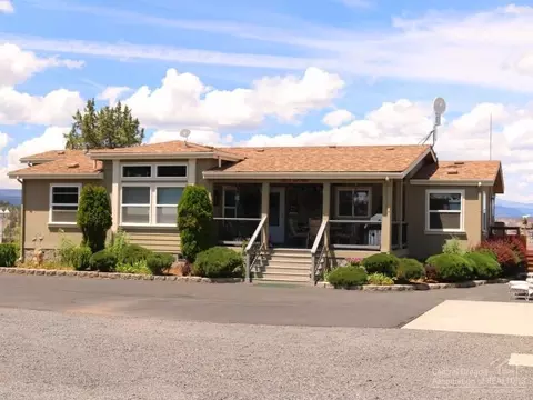 11060 SW Pixie Ln, Culver, OR 97734 photo 1