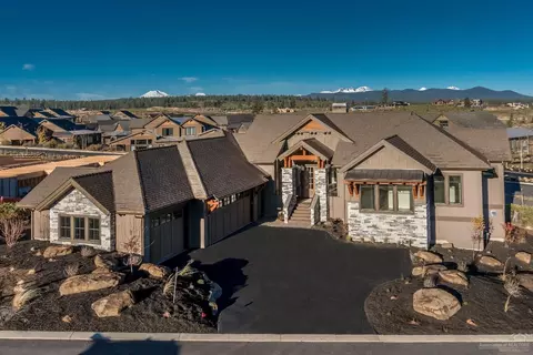 61379 Lost Hollow Loop, Bend, OR 97702 photo 1