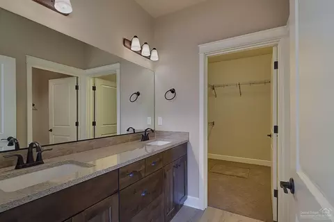 61048 SE Stari Most Loop, Bend, OR 97702 photo 14