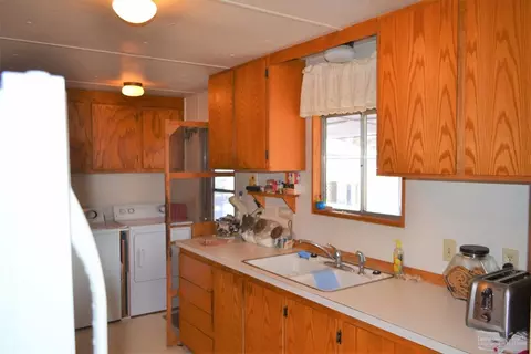 20007 Beaver Ln, Bend, OR 97703 photo 2