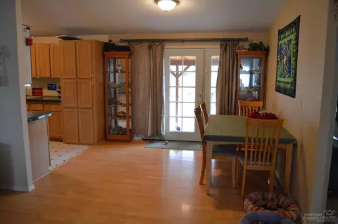 649 SW Ruby St, Madras, OR 97741 photo 8