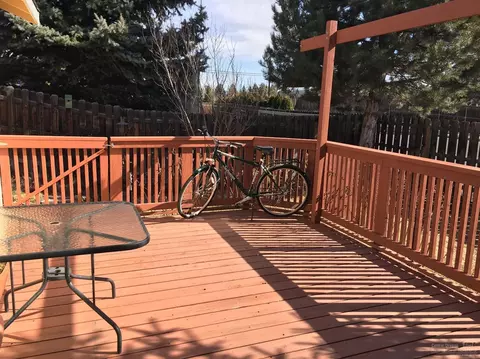 63399 Majestic Loop, Bend, OR 97701 photo 6