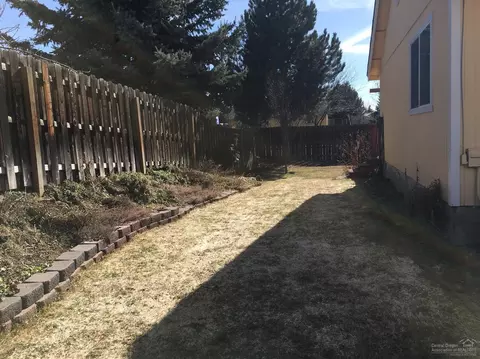 63399 Majestic Loop, Bend, OR 97701 photo 14
