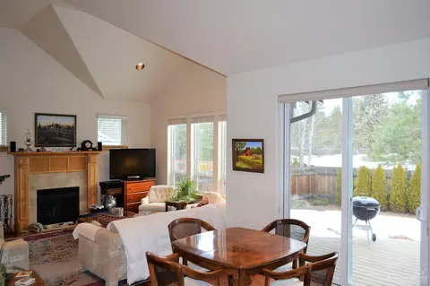 2634 NW Shields Dr, Bend, OR 97703 photo 5