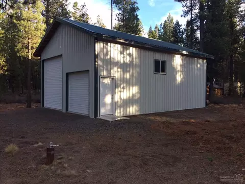 54470 Elk Dr, Bend, OR 97707 photo 3