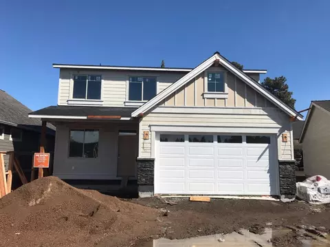 61068 SE Starimost Loop, Bend, OR 97702 photo 2