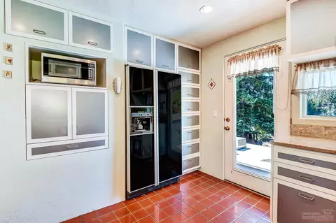 1201 NE 9th St, Bend, OR 97701 photo 9