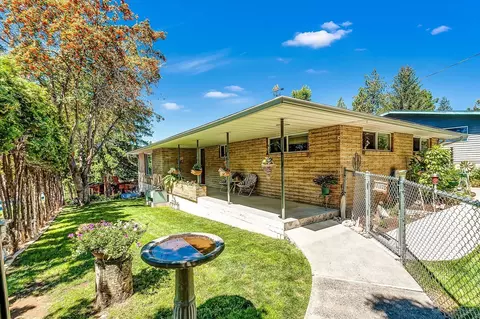1201 NE 9th St, Bend, OR 97701 photo 1