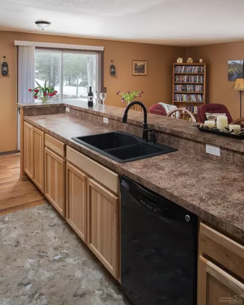 16939 Torrance Rd, Bend, OR 97707 photo 4