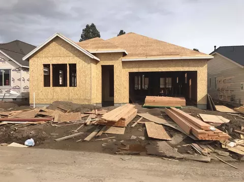 61052 SE Stari Most Loop, Bend, OR 97702 photo 1