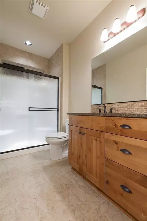 61052 SE Stari Most Loop, Bend, OR 97702 photo 13