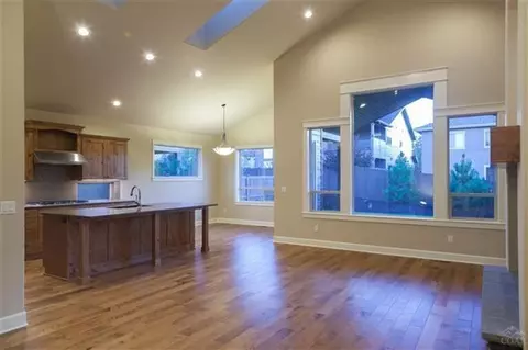 61052 SE Stari Most Loop, Bend, OR 97702 photo 5