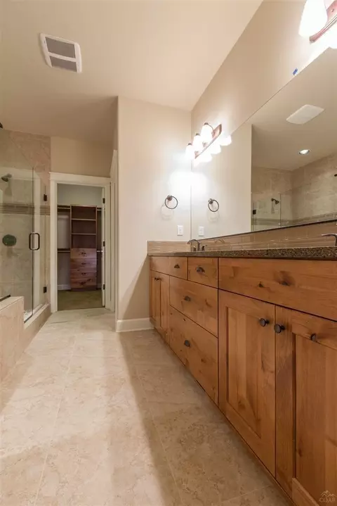 61052 SE Stari Most Loop, Bend, OR 97702 photo 12