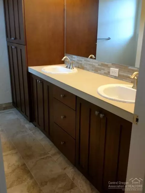 63358 Tristar Dr, Bend, OR 97701 photo 11
