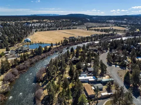 20070 Beaver Ln, Bend, OR 97703 photo 5