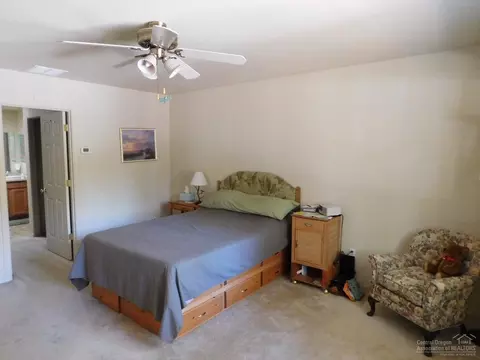 16984 Glendale Rd, Bend, OR 97707 photo 7