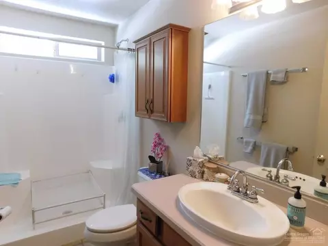 16984 Glendale Rd, Bend, OR 97707 photo 10