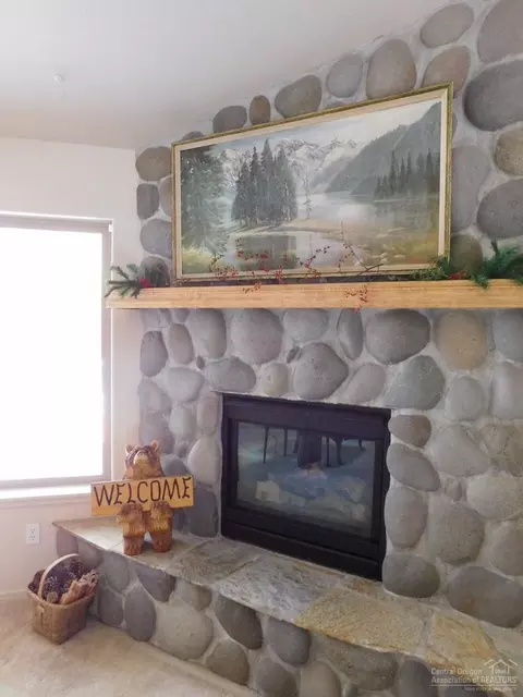 16984 Glendale Rd, Bend, OR 97707 photo 5