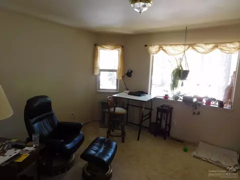 16984 Glendale Rd, Bend, OR 97707 photo 12