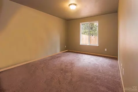 60270 Cree Cir, Bend, OR 97702 photo 12