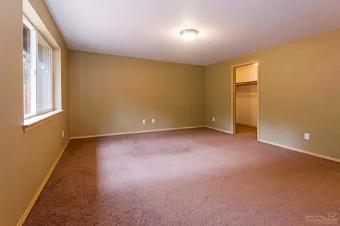 60270 Cree Cir, Bend, OR 97702 photo 7
