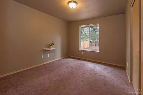 60270 Cree Cir, Bend, OR 97702 photo 10