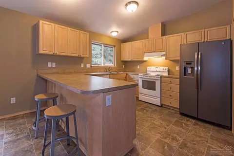 60270 Cree Cir, Bend, OR 97702 photo 5