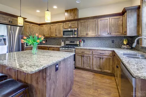 63293 Stonewood Dr, Bend, OR 97701 photo 14