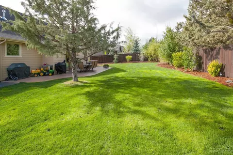 63293 Stonewood Dr, Bend, OR 97701 photo 7