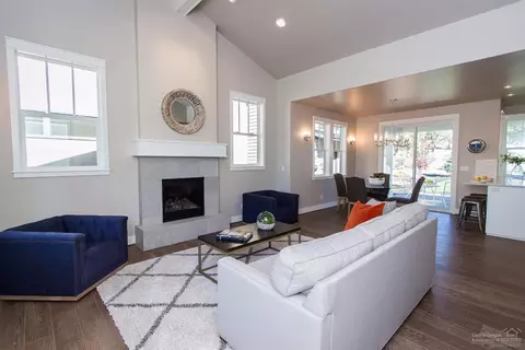 2706 NW Shields Dr, Bend, OR 97703 photo 4