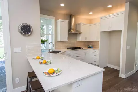 2706 NW Shields Dr, Bend, OR 97703 photo 8