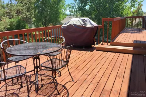 64788 Saros Ln, Bend, OR 97703 photo 17