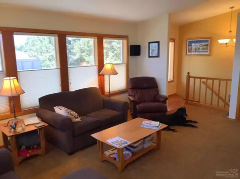 64788 Saros Ln, Bend, OR 97703 photo 2