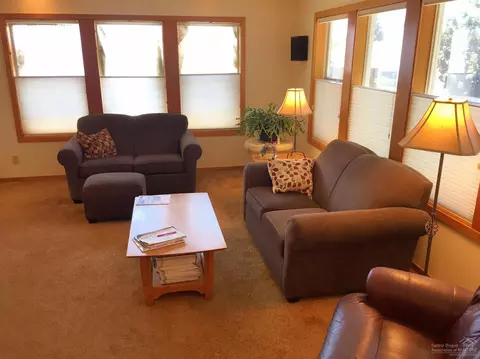 64788 Saros Ln, Bend, OR 97703 photo 9
