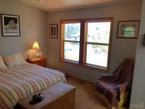 64788 Saros Ln, Bend, OR 97703 photo 13