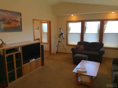 64788 Saros Ln, Bend, OR 97703 photo 12
