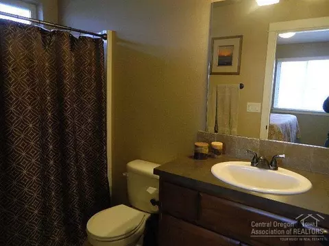696 E D St, Culver, OR 97734 photo 9