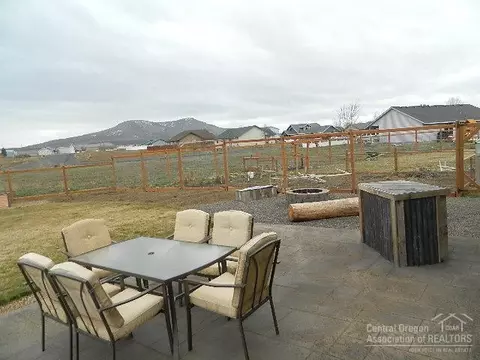 696 E D St, Culver, OR 97734 photo 17