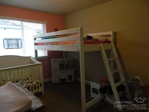 696 E D St, Culver, OR 97734 photo 10