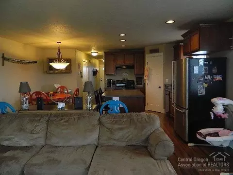 696 E D St, Culver, OR 97734 photo 5