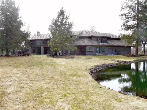 60340 Sunset View Dr, Bend, OR 97702 photo 3