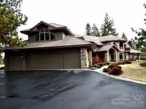 60340 Sunset View Dr, Bend, OR 97702 photo 2