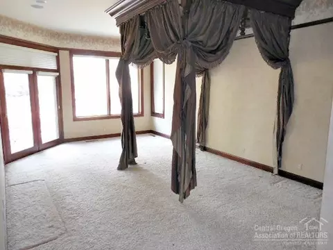 60340 Sunset View Dr, Bend, OR 97702 photo 17