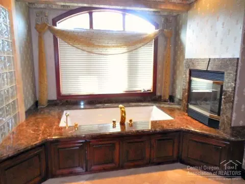 60340 Sunset View Dr, Bend, OR 97702 photo 21