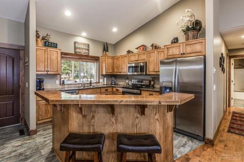 55821 Lost Rider Loop, Bend, OR 97707 photo 11